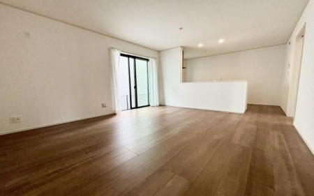 �_�ސ쌧���l�s���a�򒬂̐V�z��ˌ��Ẵ��r���O