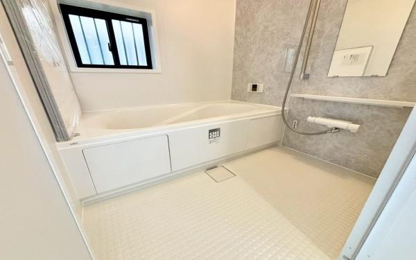 �_�ސ쌧���l�s���a�򒬂̐V�z��ˌ��Ă̗���