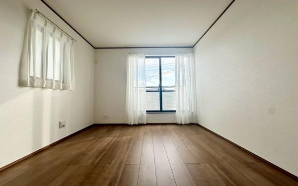 �_�ސ쌧���l�s���a�򒬂̐V�z��ˌ��Ă̐Q��