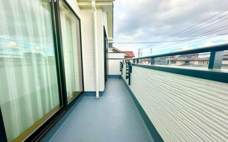 �_�ސ쌧���l�s���a�򒬂̐V�z��ˌ��Ẵo���R�j�[