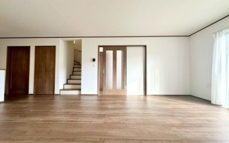 �_�ސ쌧���l�s���a�򒬂̐V�z��ˌ��Ẵ��r���O