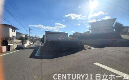 �_�ސ쌧���l�s���捡�h���̐V�z��ˌ��Ă̑O�ʓ��H�܂ތ��n�ʐ^