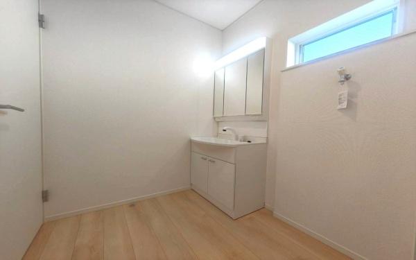 �_�ސ쌧���l�s�΋�O�ے��̐V�z��ˌ��Ă̐��ʑ�E���ʏ�