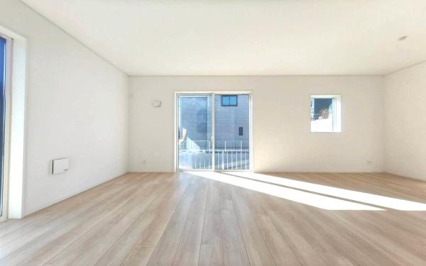 �_�ސ쌧���l�s�΋�O�ے��̐V�z��ˌ��Ẵ��r���O