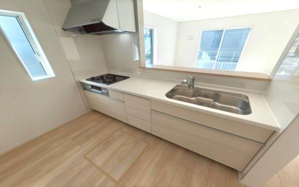 �_�ސ쌧���l�s�΋�O�ے��̐V�z��ˌ��ẴL�b�`��