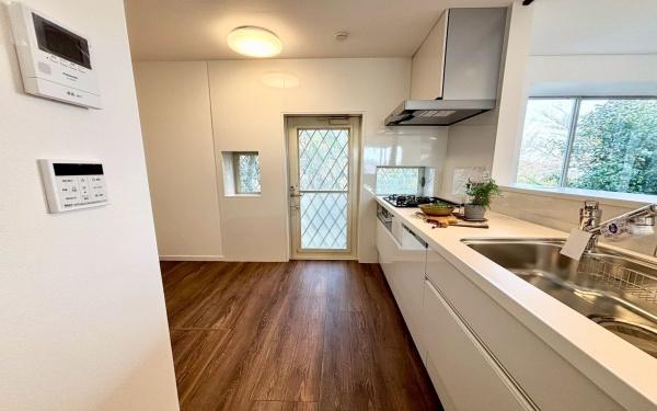 �_�ސ쌧���l�s�����Z�Y5���ڂ̒��È�ˌ��ẴL�b�`��