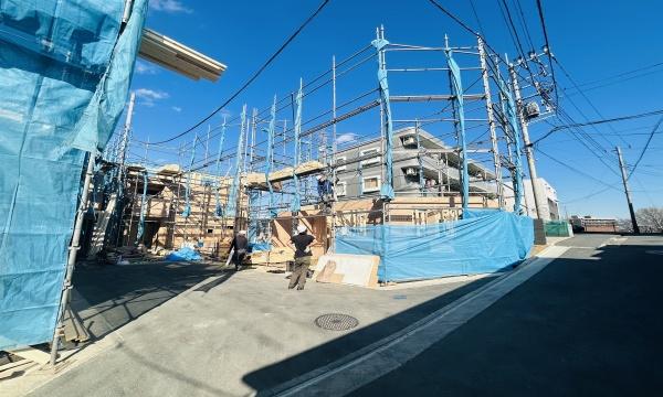 �_�ސ쌧���l�s�_�ސ�����ʂ̐V�z��ˌ��Ă̑O�ʓ��H�܂ތ��n�ʐ^