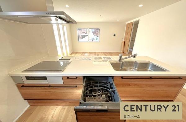 �_�ސ쌧���s�����扤�T����5���ڂ̐V�z��ˌ��ẴL�b�`��