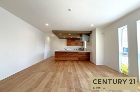 �_�ސ쌧���s�����扤�T����5���ڂ̐V�z��ˌ��Ẵ��r���O