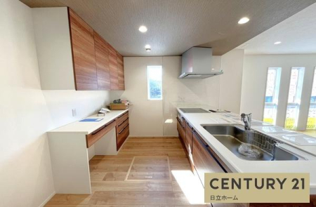 �_�ސ쌧���s�����扤�T����5���ڂ̐V�z��ˌ��ẴL�b�`��