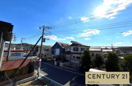 �_�ސ쌧���s�����扤�T����5���ڂ̐V�z��ˌ��Ă̏Z�˂���̒��]�ʐ^