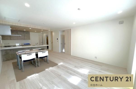 �_�ސ쌧���s�����扤�T����5���ڂ̐V�z��ˌ��Ẵ��r���O