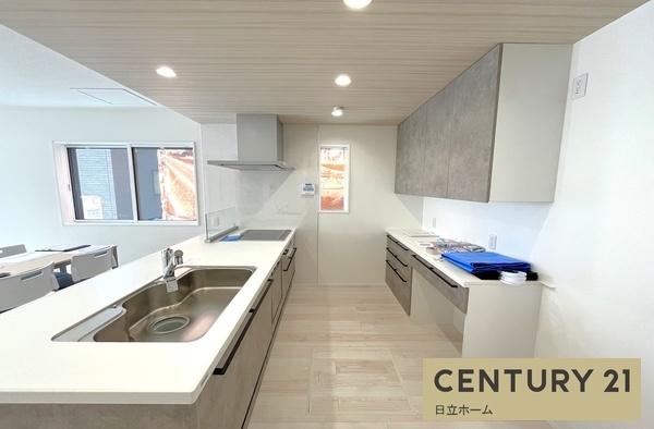 �_�ސ쌧���s�����扤�T����5���ڂ̐V�z��ˌ��ẴL�b�`��