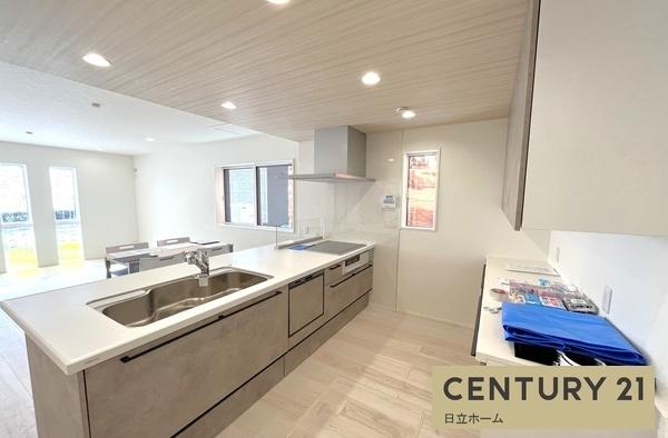 �_�ސ쌧���s�����扤�T����5���ڂ̐V�z��ˌ��ẴL�b�`��