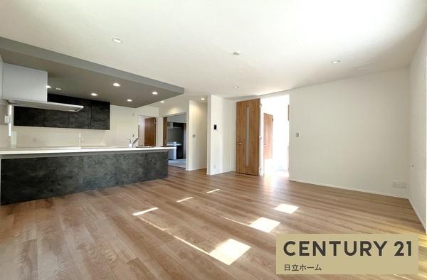 �_�ސ쌧���s�����扤�T����5���ڂ̐V�z��ˌ��Ẵ��r���O