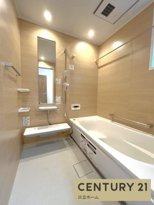 �_�ސ쌧���s�����扤�T����5���ڂ̐V�z��ˌ��Ă̗���