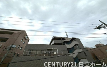 �_�ސ쌧���s�{�O�挢��2���ڂ̒��Ã}���V�����̏Z�˂���̒��]�ʐ^