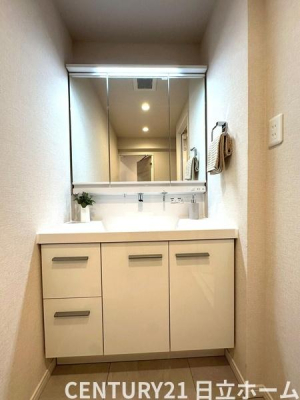 �_�ސ쌧���s�{�O��L�n2���ڂ̒��Ã}���V�����̐��ʑ�E���ʏ�