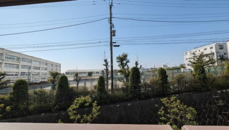 �_�ސ쌧���l�s�_�ސ��Бq1���ڂ̒��Ã}���V�����̏Z�˂���̒��]�ʐ^