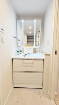 �_�ސ쌧���l�s�_�ސ��Бq1���ڂ̒��Ã}���V�����̐��ʑ�E���ʏ�