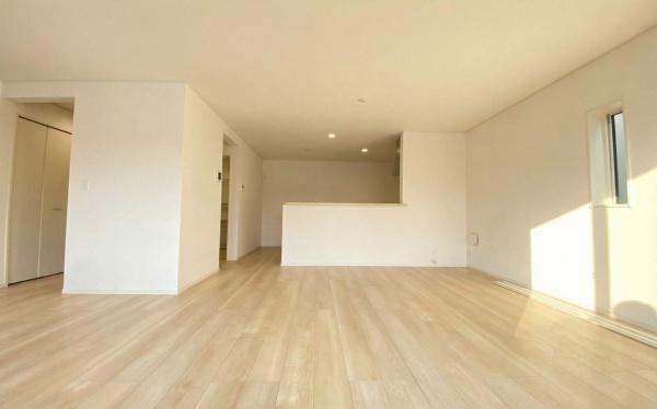 �_�ސ쌧���l�s���J�拴��3���ڂ̐V�z��ˌ��Ẵ��r���O