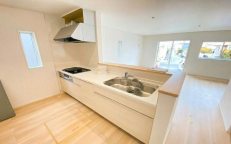 �_�ސ쌧���l�s���J�拴��3���ڂ̐V�z��ˌ��ẴL�b�`��