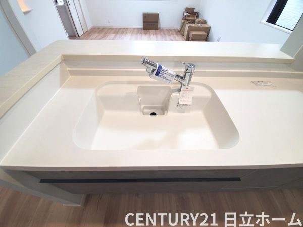 �_�ސ쌧���l�s������]���u�̐V�z��ˌ��ẴL�b�`��