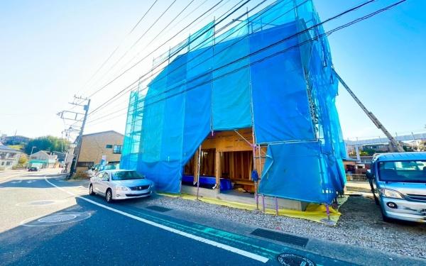 �_�ސ쌧���q�s�����q1���ڂ̐V�z��ˌ��Ă̌��n�O�ώʐ^