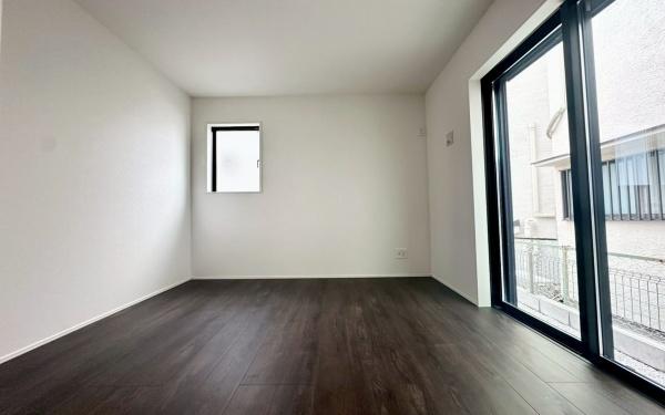 �_�ސ쌧���s���Ë��N�̐V�z��ˌ��Ă̐Q��