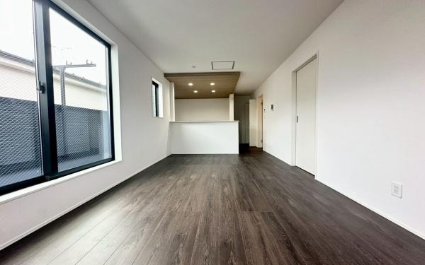 �_�ސ쌧���s���Ë��N�̐V�z��ˌ��Ẵ��r���O