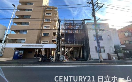 �_�ސ쌧���s�K�揬������1���ڂ̐V�z��ˌ��Ă̑O�ʓ��H�܂ތ��n�ʐ^