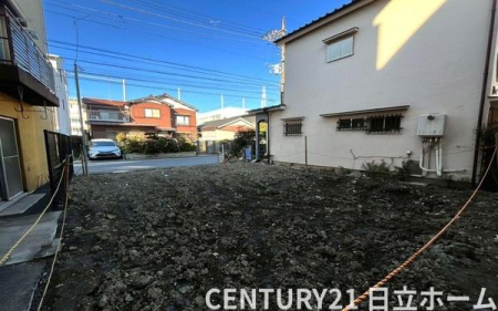 �_�ސ쌧���s���擌��O3���ڂ̐V�z��ˌ��Ă̑O�ʓ��H�܂ތ��n�ʐ^