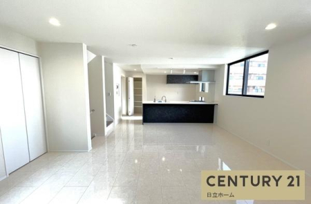 �_�ސ쌧���l�s�΋掛�R���̐V�z��ˌ��Ẵ��r���O