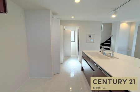 �_�ސ쌧���l�s�΋掛�R���̐V�z��ˌ��ẴL�b�`��