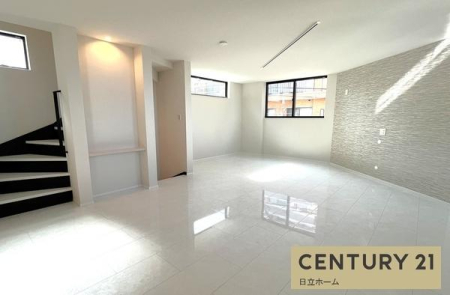 �_�ސ쌧���l�s�΋掛�R���̐V�z��ˌ��Ẵ��r���O