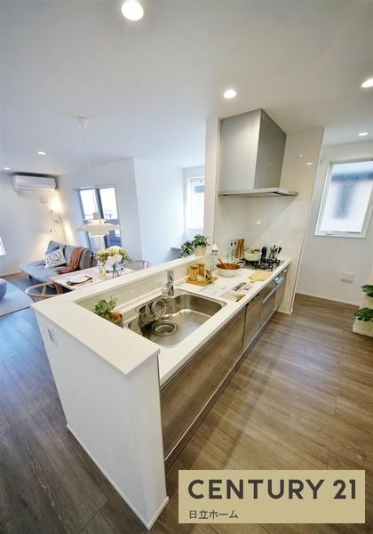 �_�ސ쌧���s���Ë�v�n1���ڂ̐V�z��ˌ��ẴL�b�`��