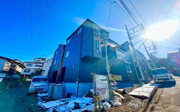 �_�ސ쌧���l�s���剪1���ڂ̐V�z��ˌ��Ă̌��n�O�ώʐ^