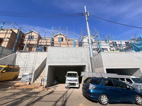 �_�ސ쌧���l�s����l�G����̐V�z��ˌ��Ă̌��n�O�ώʐ^