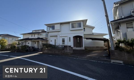 �_�ސ쌧���l�s�����Z�Y3���ڂ̐V�z��ˌ��Ă̑O�ʓ��H�܂ތ��n�ʐ^