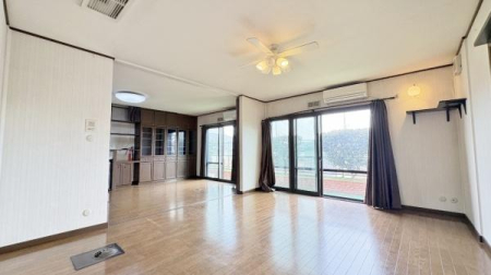 �_�ސ쌧���l�s�_�ސ�揼����3���ڂ̒��È�ˌ��Ẵ��r���O