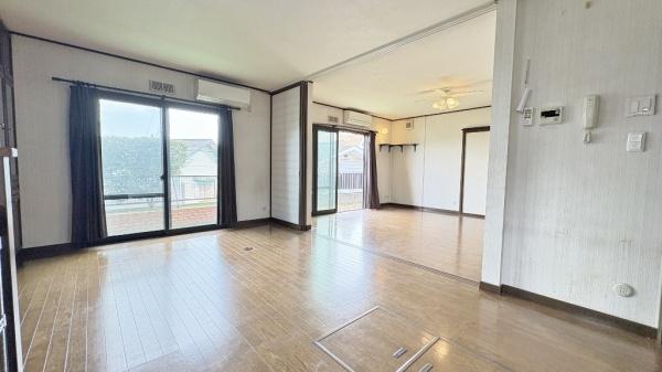 �_�ސ쌧���l�s�_�ސ�揼����3���ڂ̒��È�ˌ��Ẵ��r���O