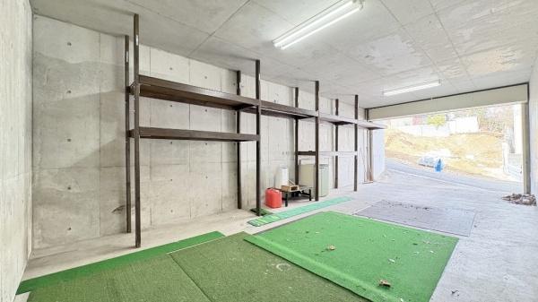 �_�ސ쌧���l�s�_�ސ�揼����3���ڂ̒��È�ˌ��Ă̒��ԏ�