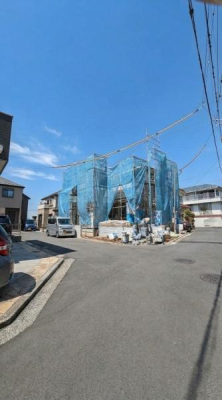 �_�ސ쌧���l�s�ۓy�P�J��@��2���ڂ̐V�z��ˌ��Ă̑O�ʓ��H�܂ތ��n�ʐ^