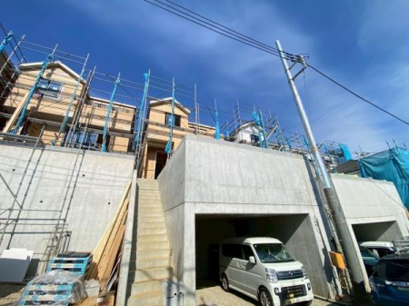 �_�ސ쌧���l�s����l�G����̐V�z��ˌ��Ă̌��n�O�ώʐ^