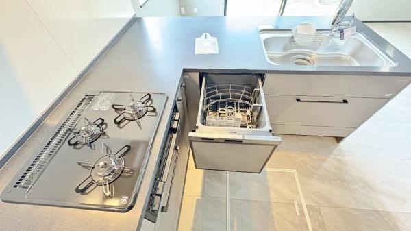 �_�ސ쌧���q�s�Â̐V�z��ˌ��ẴL�b�`��