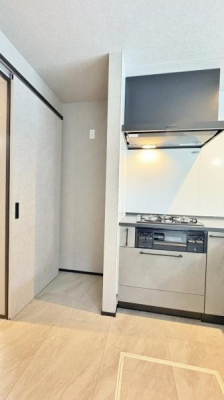 �_�ސ쌧���q�s�Â̐V�z��ˌ��ẴL�b�`��