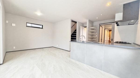 �_�ސ쌧���q�s�Â̐V�z��ˌ��Ẵ��r���O