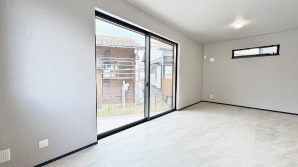 �_�ސ쌧���q�s�Â̐V�z��ˌ��Ẵ��r���O