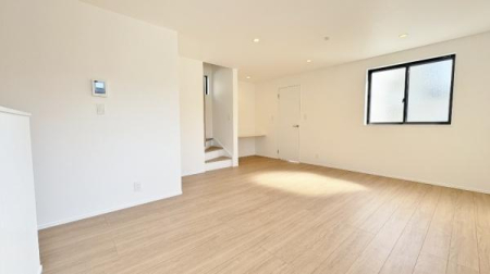 �_�ސ쌧���l�s���J�搣�J2���ڂ̐V�z��ˌ��Ẵ��r���O