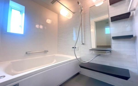 �_�ސ쌧���l�s��q�搙�c4���ڂ̐V�z��ˌ��Ă̗���